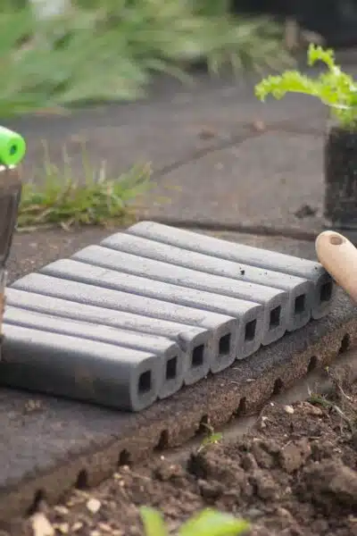 Des outils de jardinage respectueux de l’environnement pour un jardin écologique